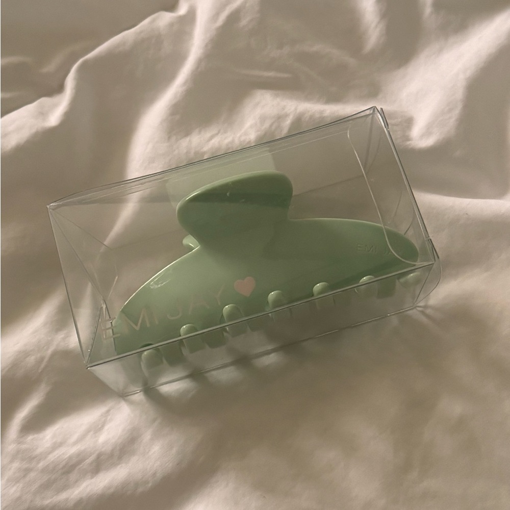 EMI JAY Big Effing Clip in Pistachio. Brand new in box.